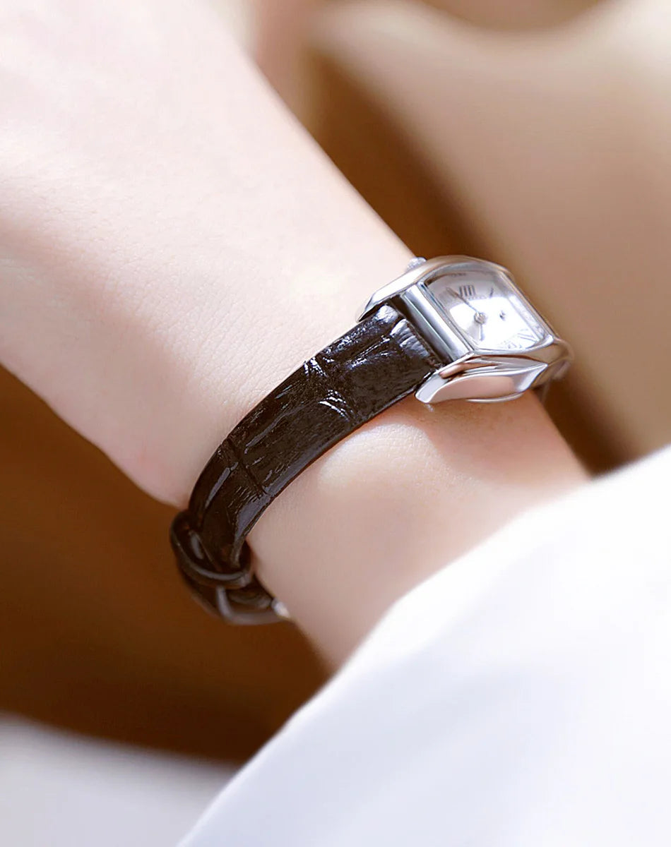 Women’s Vintage Rectangle Watch – Elegant Leather Strap, Golden Quartz 2025
