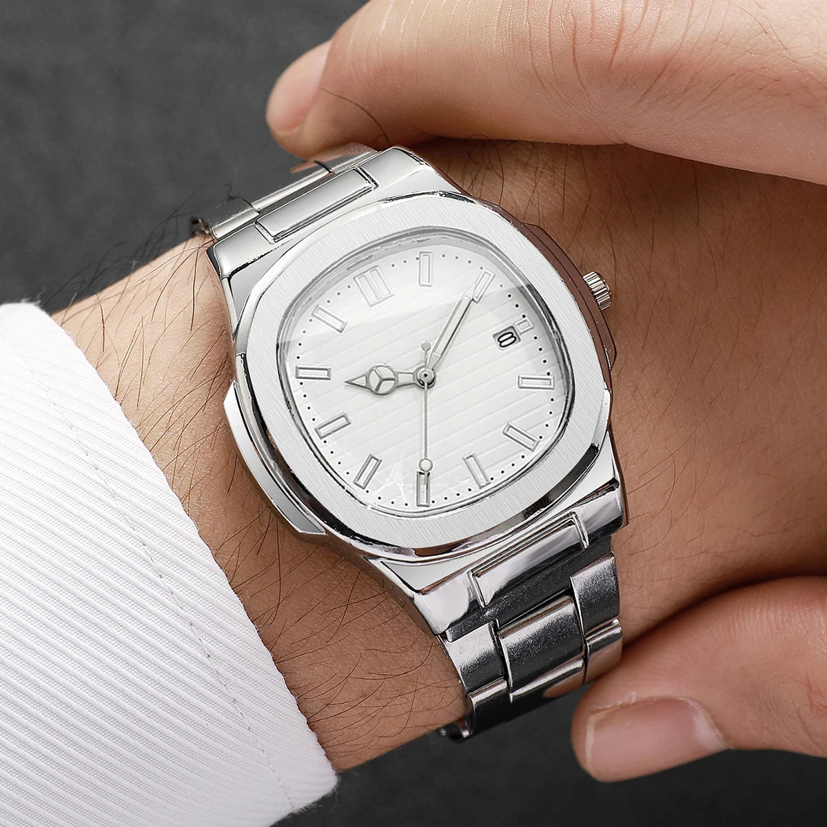 Men’s Business Square Dial Quartz Watch – Stainless Steel Strap with Calendar