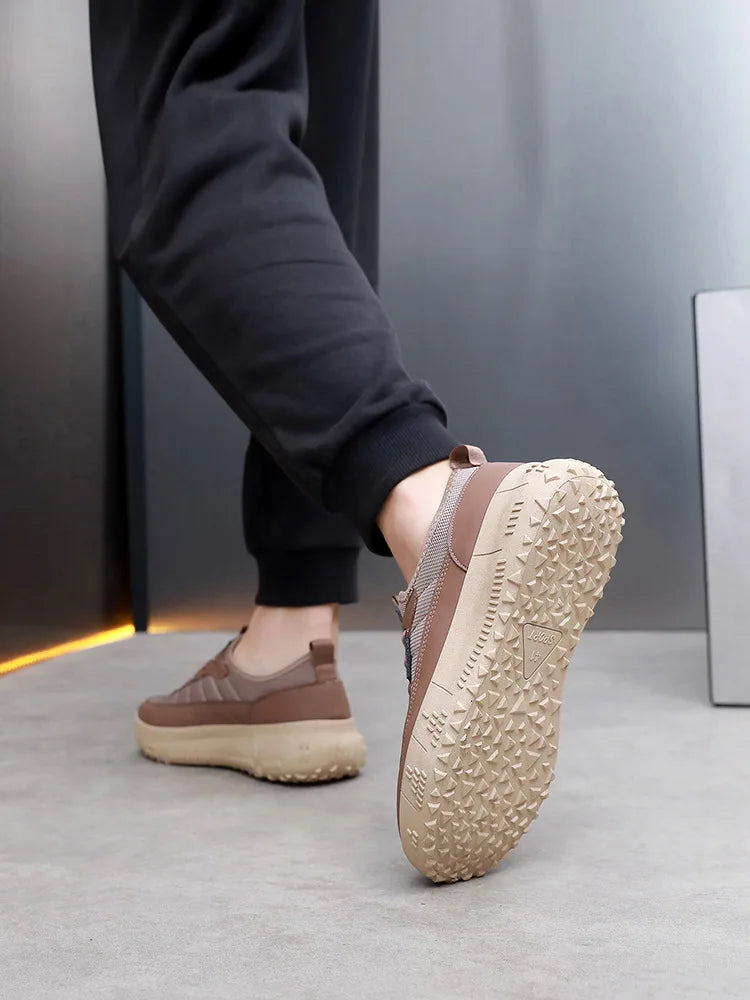 Men’s Casual Sports Shoes – Comfortable, Breathable, Round-Toe, Soft-Soled, Fashionable & Versatile Footwear.
